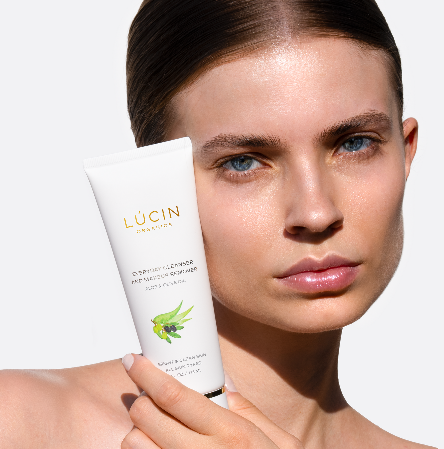 EVERYDAY CLEANSER AND MAKEUP REMOVER