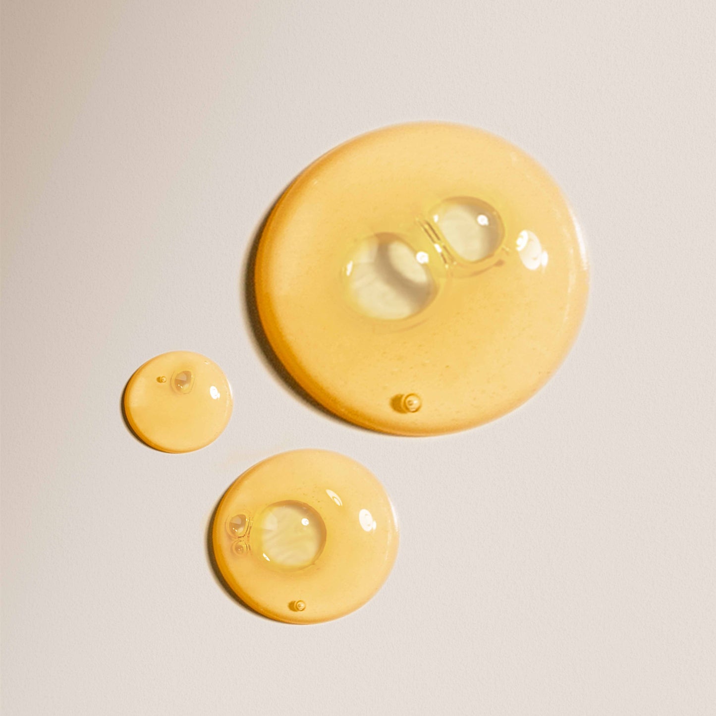 REJUVENATING EYE SERUM